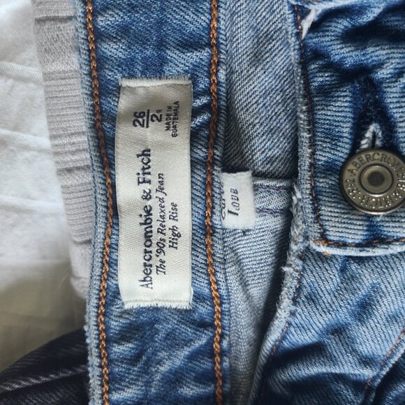 Abercrombie 90s relaxed high rise jeans size 2R/26 - Picture 3 of 3